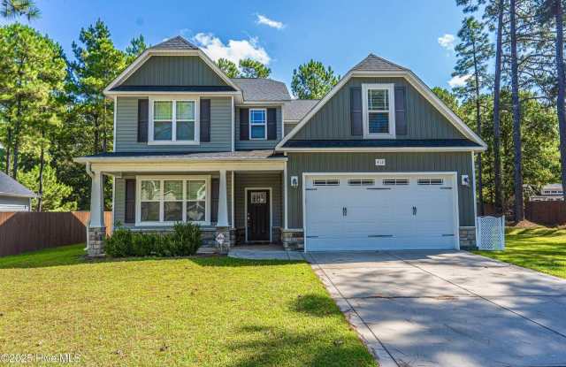 412 Palisades Drive - 412 Palisades Drive, Moore County, NC 28315
