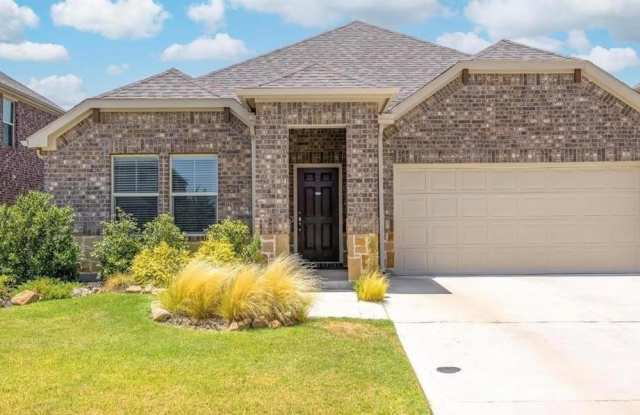 636 Lazy River Drive photos photos