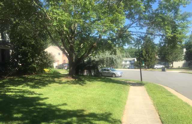 5208 RUSHBROOK DRIVE Gallery 4