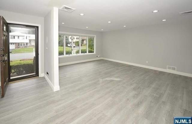 14-18 Prospect Avenue photos photos