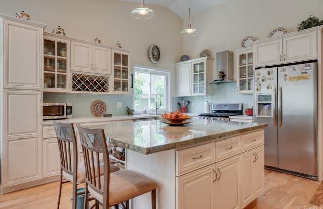 25272 Bentley - 25272 Bentley Ln, Laguna Hills, CA 92653