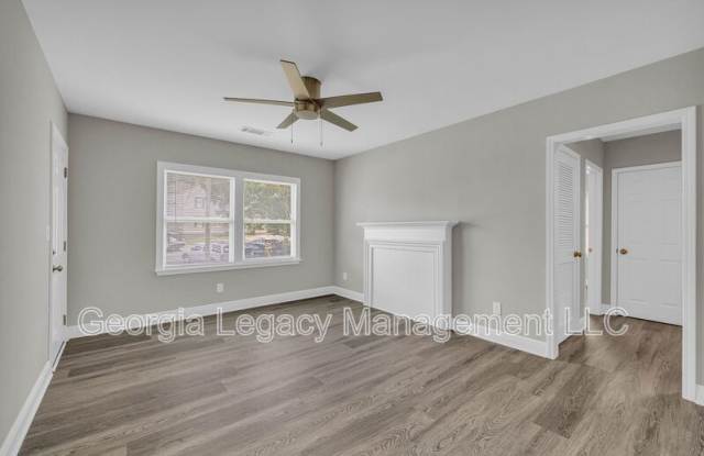 55 Andrews Court Gallery 3
