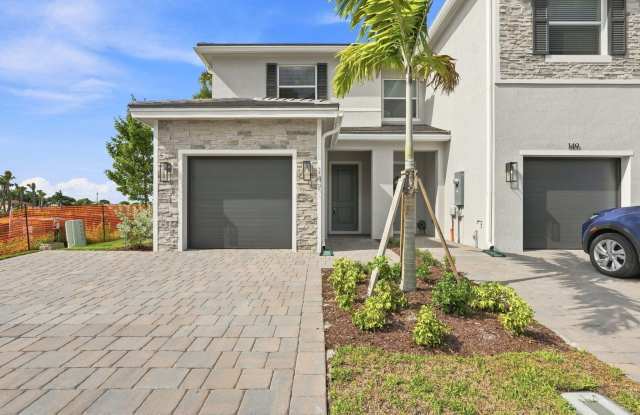 147 LAKESIDE LANDING Court Gallery 2