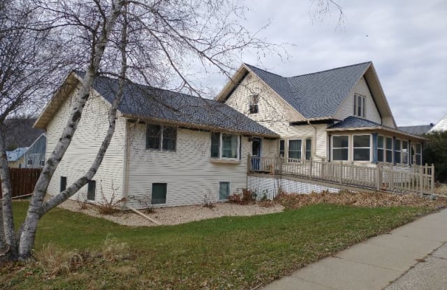 421 N. Bird St. Apt. B - 421 North Bird Street, La Farge, WI 54639
