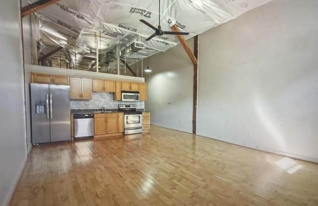 222 Bolivar Street Gallery 4