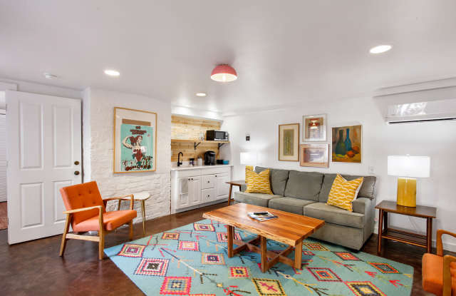 17 W Park Ave photos photos