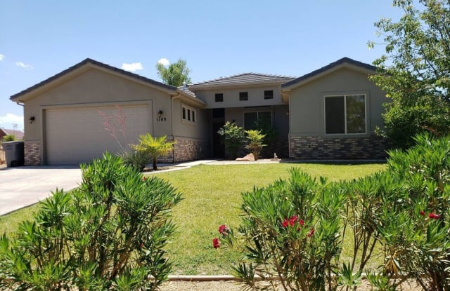 1108 Catalpa Cir - 1108 Catalpa Cir, St. George, UT 84790