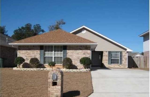3312 LINGER CT - 3312 Linger Court, Bellview, FL 32526
