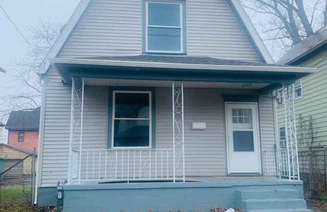 105 N Crawford St - 105 N Crawford Ave, New Castle, PA 16101