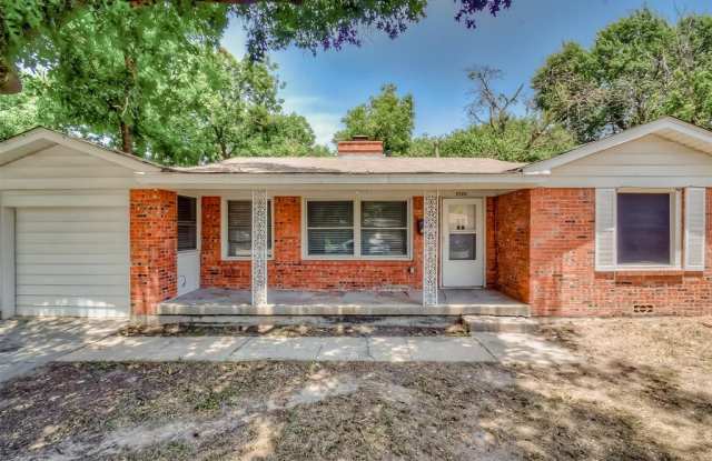5520 Fursman Avenue Gallery 2