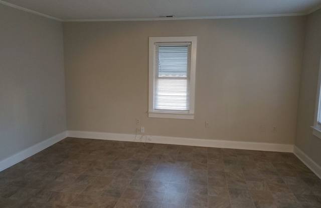 Charming 2-Bedroom Home for Rent Gallery 3