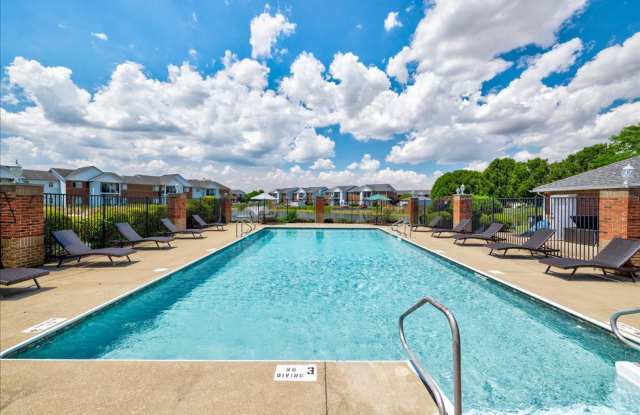 Cross Pointe Business Park***Walking Distance to Costco***2 Bedroom Apartment Promenade Development District Gallery 4