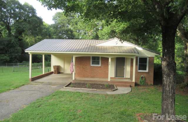 208 Crescent Court Gallery 1