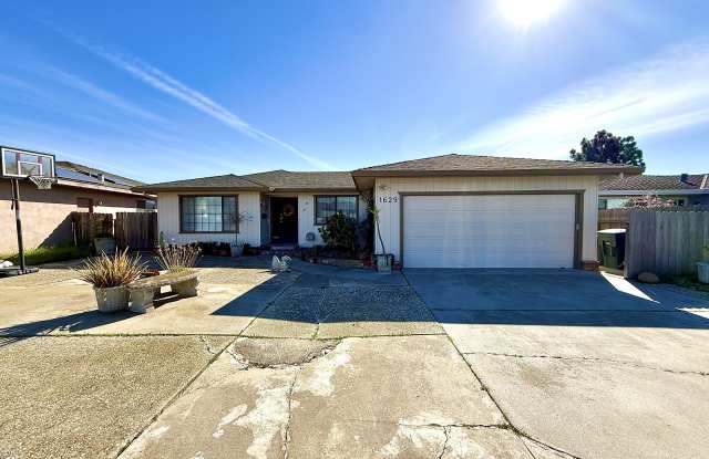 1629 Atherton Way photos photos