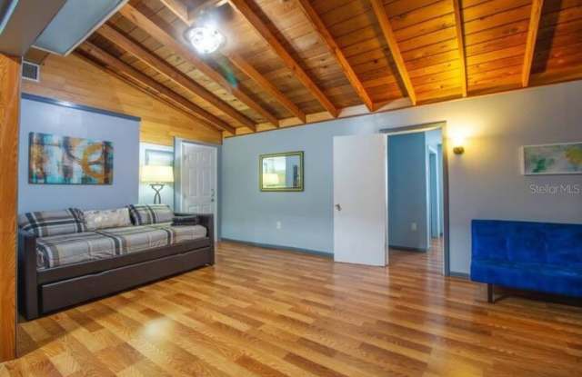 1731 GRAYSON DR Gallery 3
