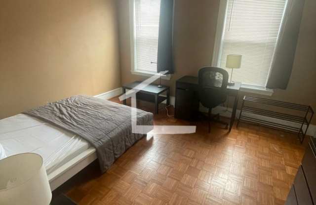 2 Bed + Office in Heart of Cambridge! Central Heat/AC! Furnishings optional photos photos