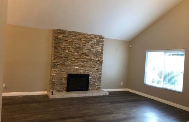 28636 Mount Shasta Drive Gallery 3