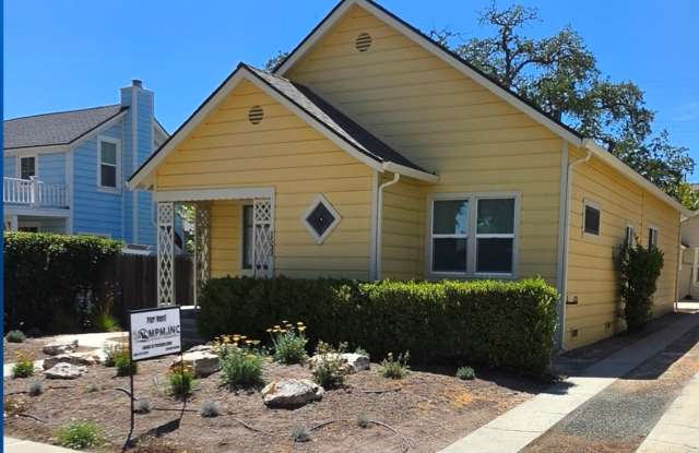 3 bedroom 2 bath home on Vine Street photos photos