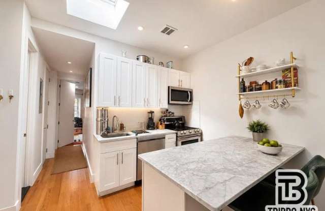 465 Eastern Parkway Gallery 2