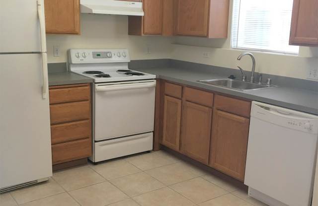 1423 NW 61st St., #1 - 1423 Northwest 61st Street, Seattle, WA 98107