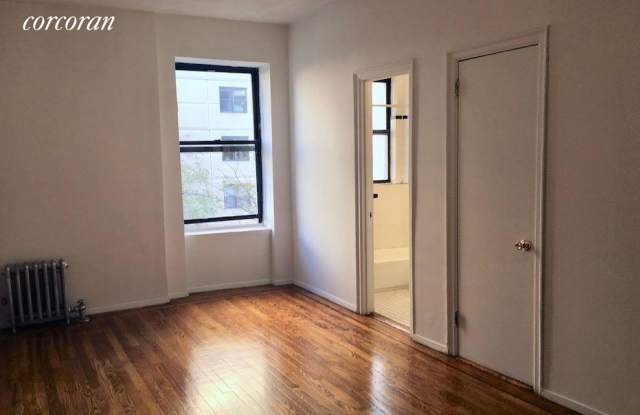 485 Central Park West Gallery 3