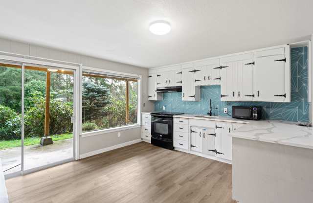 12011 134th Avenue East#B photos photos
