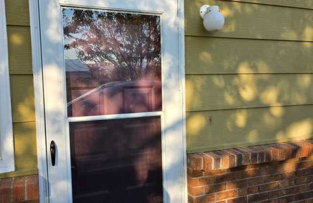 Cute apartment located in Palisade photos photos