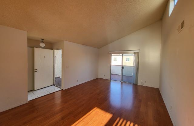 7851 Mac Donald Drive Gallery 2