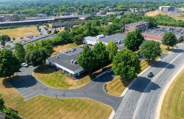 850 N WYOMISSING Boulevard - 850 North Wyomissing Boulevard, Wyomissing, PA 19610