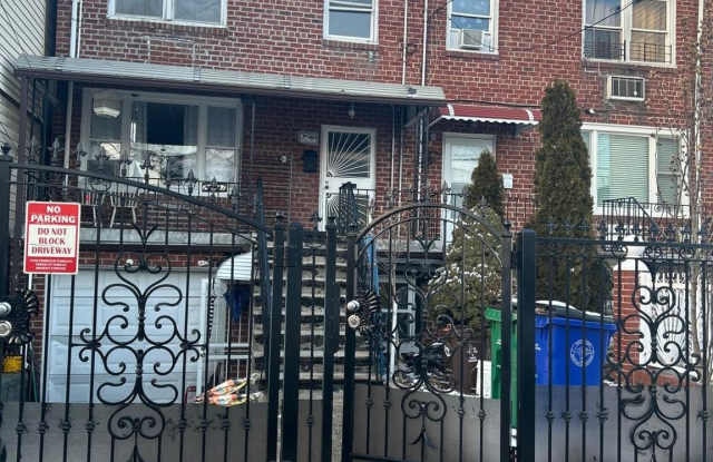 74-27 95 Avenue unit: 2 photos photos