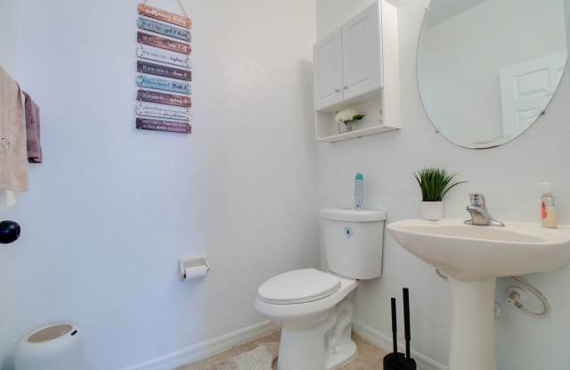 20626 Maxim Parkway - Available Now!! Gallery 4