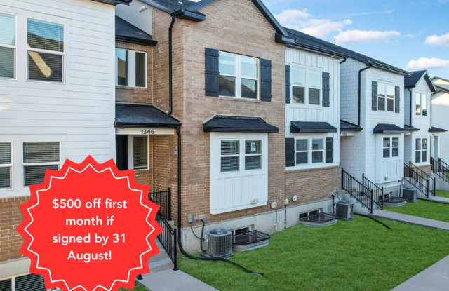 Pet-Friendly 3-Bed Townhome in Prime Lehi Location - 1346 North 3790 West, Lehi, UT 84043