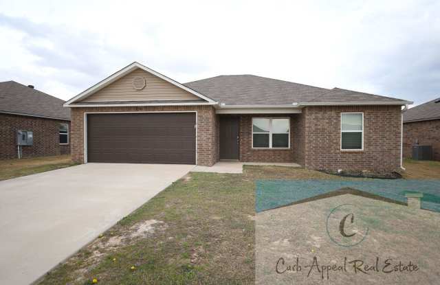Move in special $900!! Beautiful 3 bed / 2 bath home - Nettleton!! Gallery 1