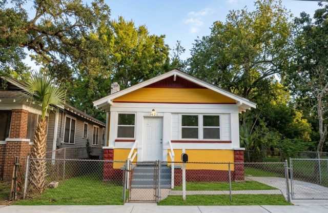 Fully Renovated 3/1- Single Family Available for Immediate Rent! photos photos Fully Renovated 3/1- Single Family Available for Immediate Rent! photos photos