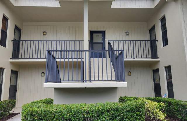 Welcome to Vista Plantations! An Independent Living Community for the over 55 crowd! photos photos