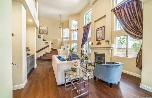 3402 Stoneridge Court Gallery 4