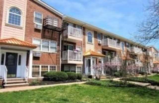 311 4th Avenue unit: 202 photos photos