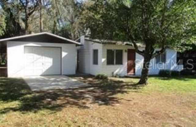 10052 LAKE Drive Gallery 1
