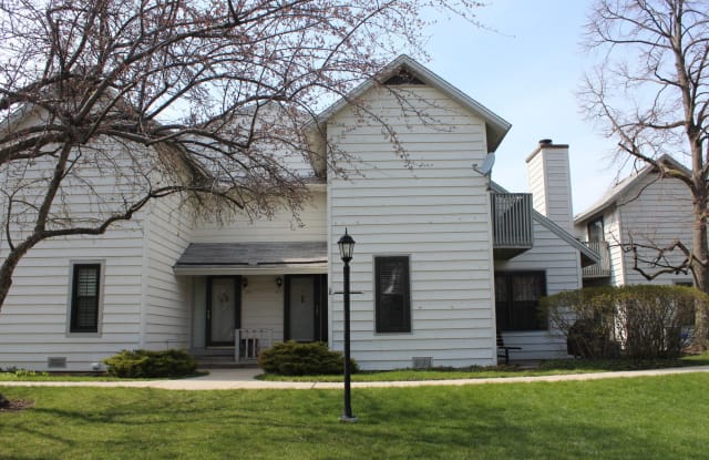 717 Wakefield Road - 717 Wakefield Road, Gurnee, IL 60031