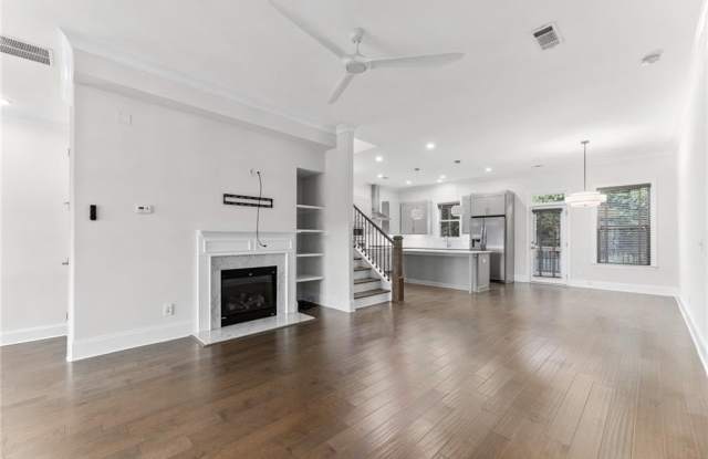 1394 Doublegate Drive NE Gallery 4