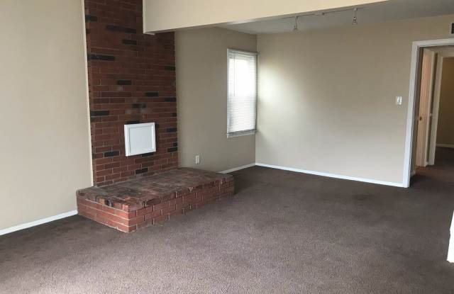 23417 HOOVER Avenue Gallery 2