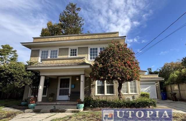 RENT SPECIAL: 50% off 1st months rent if the lease is signed by November 30th! Charming 3 bedroom, 2 bathroom home in the heart of Santa Cruz - 1114 Laurel Street, Santa Cruz, CA 95060