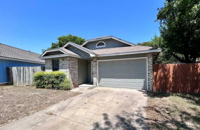 1908 Rainy Meadows Dr 78758 | 2 Bedroom 1 Bath 1 Car Garage $1595 - 1908 Rainy Meadows Drive, Austin, TX 78758
