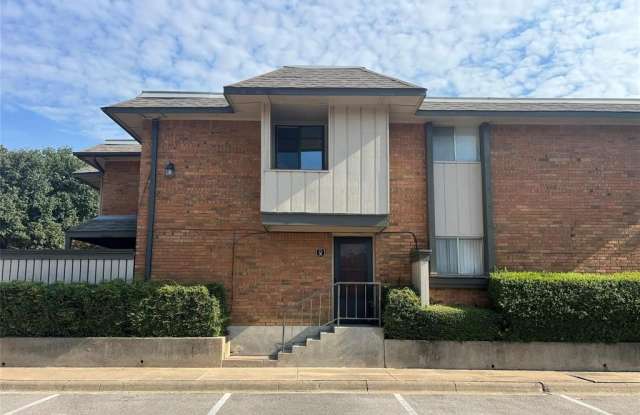 2800 Escada Drive - 2800 Escada Drive, Farmers Branch, TX 75234