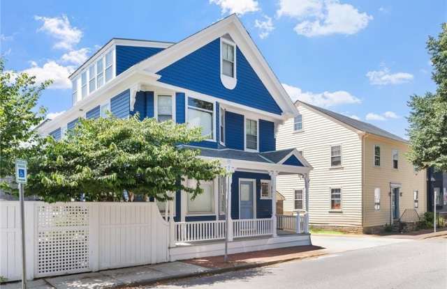 21 Division Street photos photos