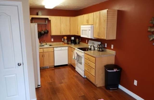 3288 W Upper Huntly Way - 3288 W Upper Huntly Way, West Jordan, UT 84088