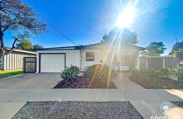 Beautiful 3B/2BA w/ Large Yard, 2 Car Garage  RV Parking! photos photos