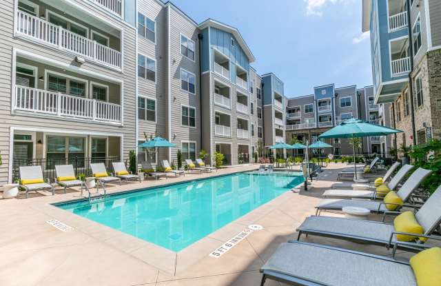 Annabelle on Main Age 55+ Apartment Homes Gallery 4