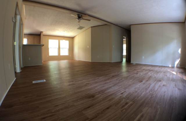 3671 Everson Gallery 2