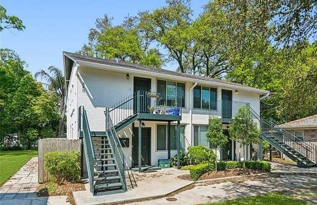 340 BONNABEL Boulevard photos photos